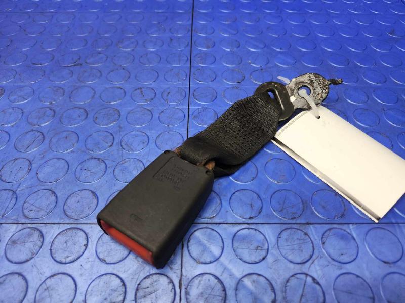 2011 BMW 535i Rear Seat Belt