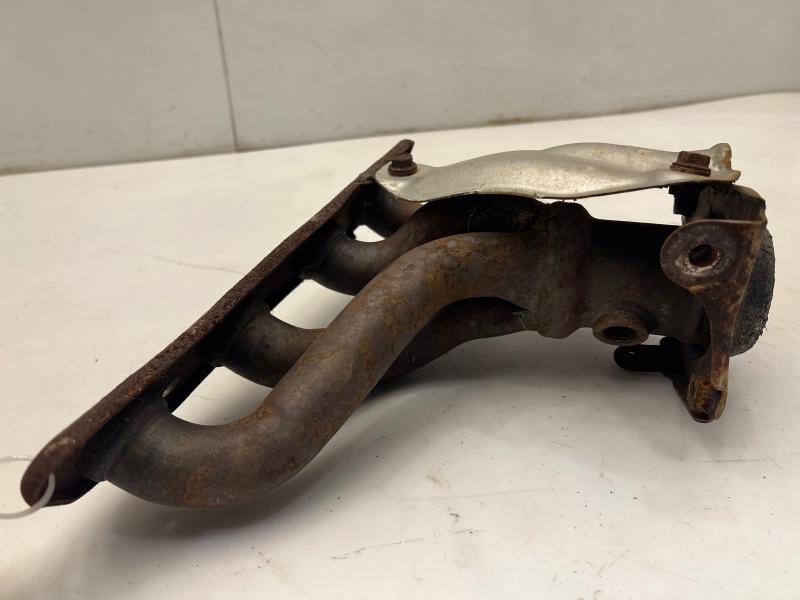 2012 Toyota Prius Exhaust Manifold