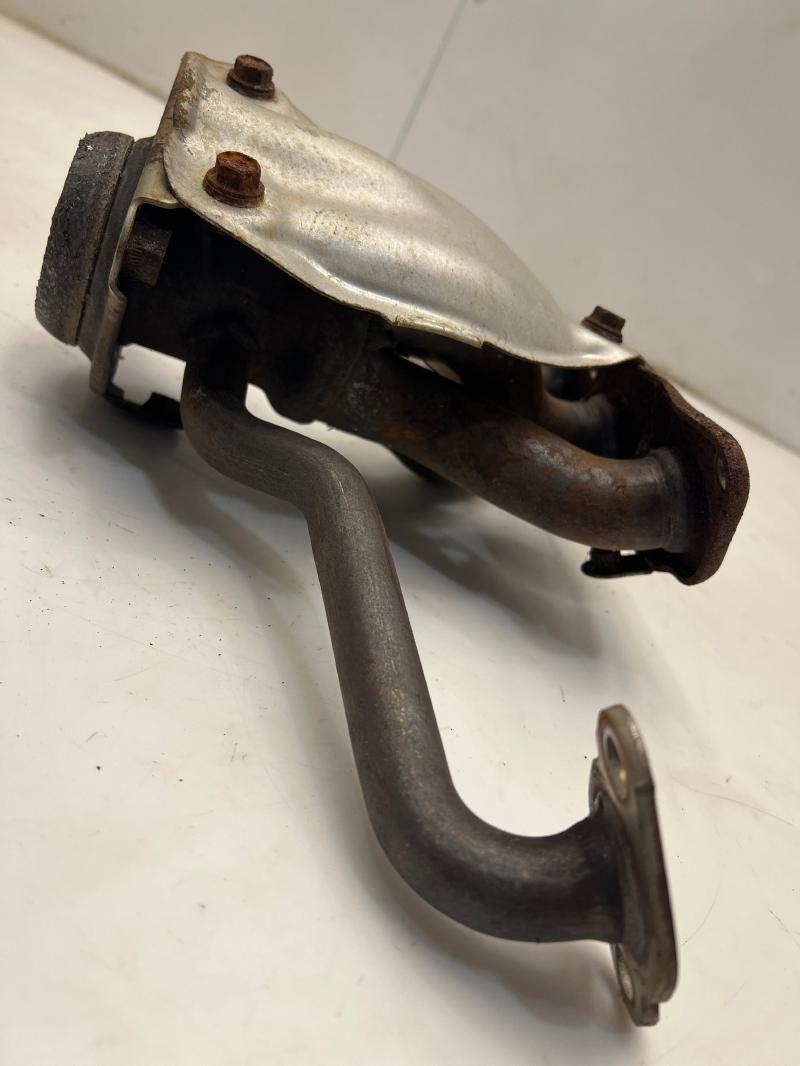 2012 Toyota Prius Exhaust Manifold
