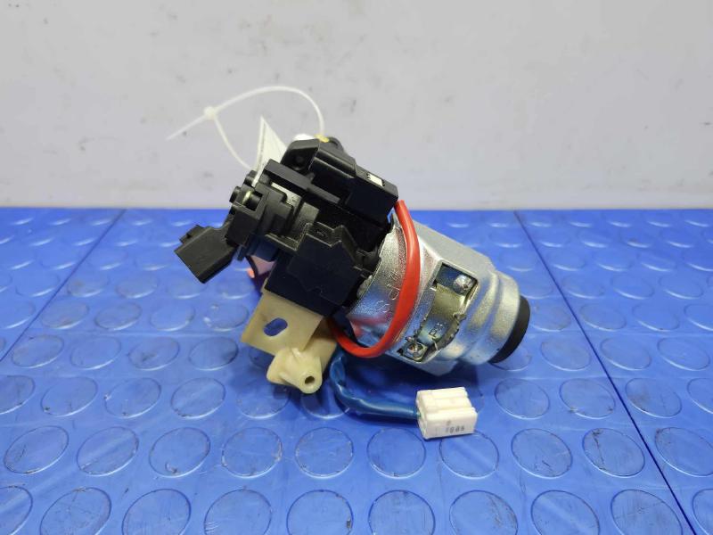 2018-2023 Kia Rio Ignition Switch Assembly with Key Genuine OEM 81910D3110