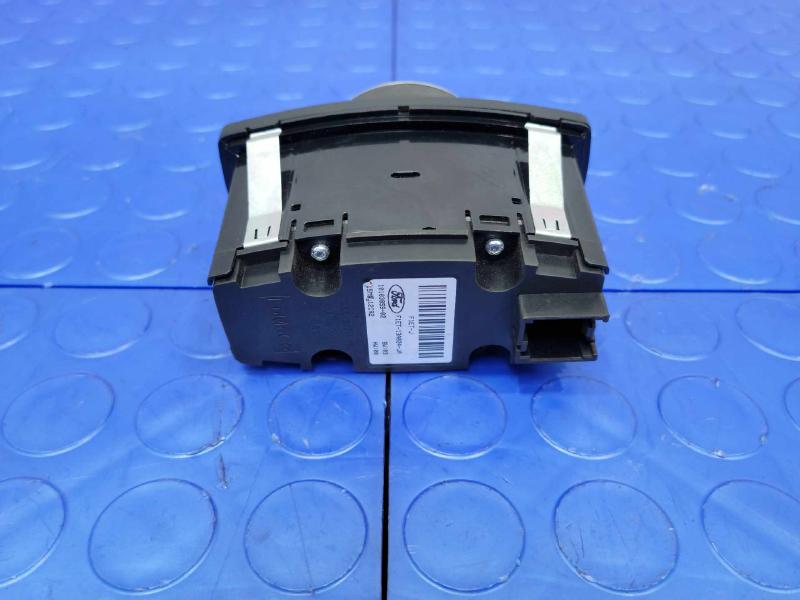 2015 Ford Focus Headlight Switch (Dash Mtd)