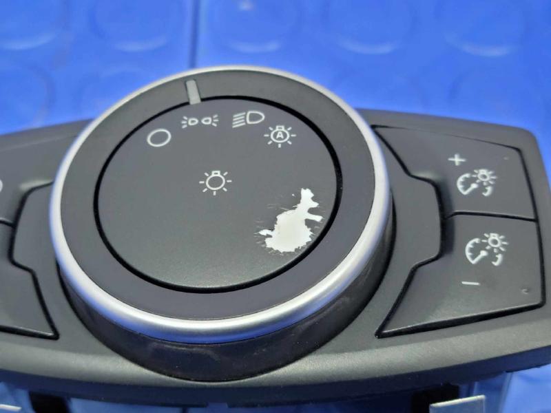 2015 Ford Focus Headlight Switch (Dash Mtd)