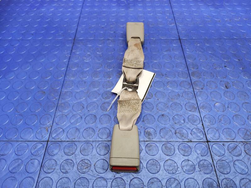 2016 Kia Sedona Rear Seat Belt