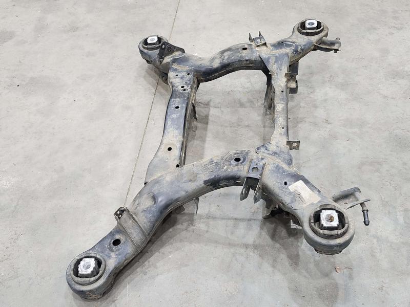 2014 Jeep Grand Cherokee Crossmember/Cradle/Undercarria