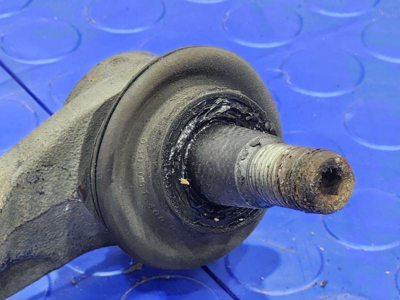 2014 Dodge Challenger Lower Control Arm Front