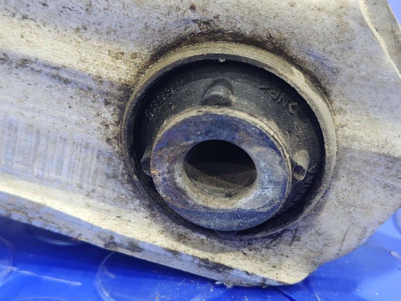 2017 Chrysler 200 Lower Control Arm Rr