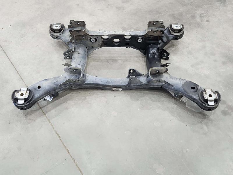 2010 Mercedes ML-Class Crossmember/Cradle/Undercarria