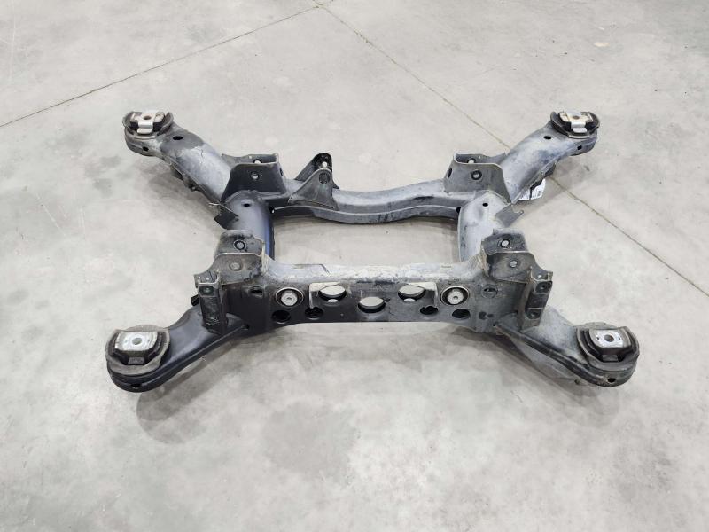 2010 Mercedes ML-Class Crossmember/Cradle/Undercarria