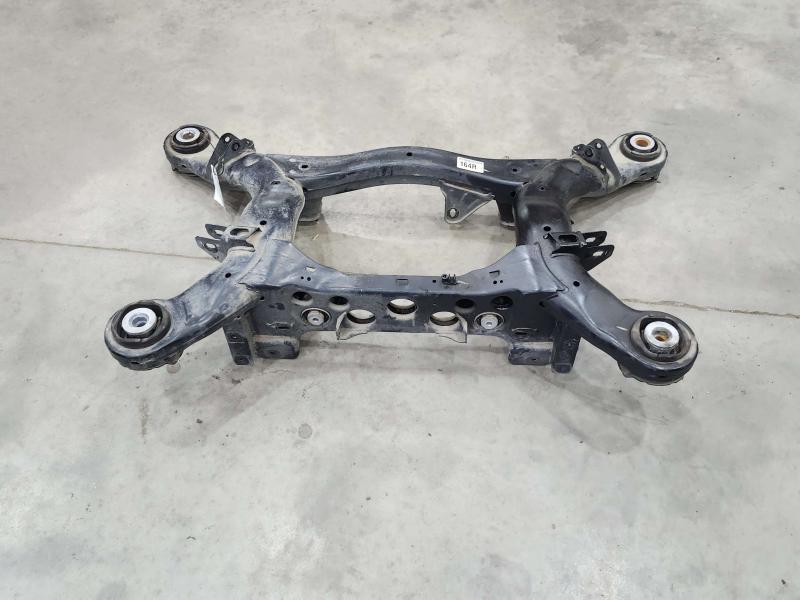 2010 Mercedes ML-Class Crossmember/Cradle/Undercarria