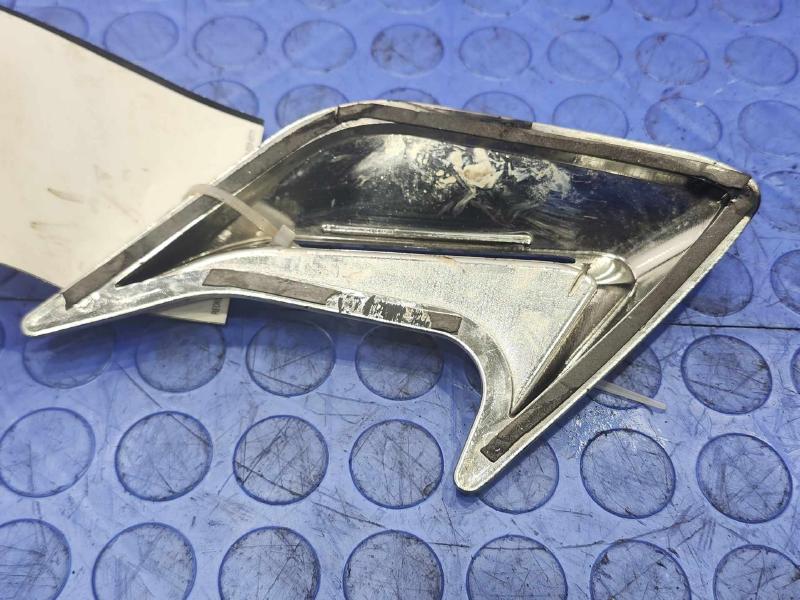 2018 Maserati Ghibli Fender Moulding