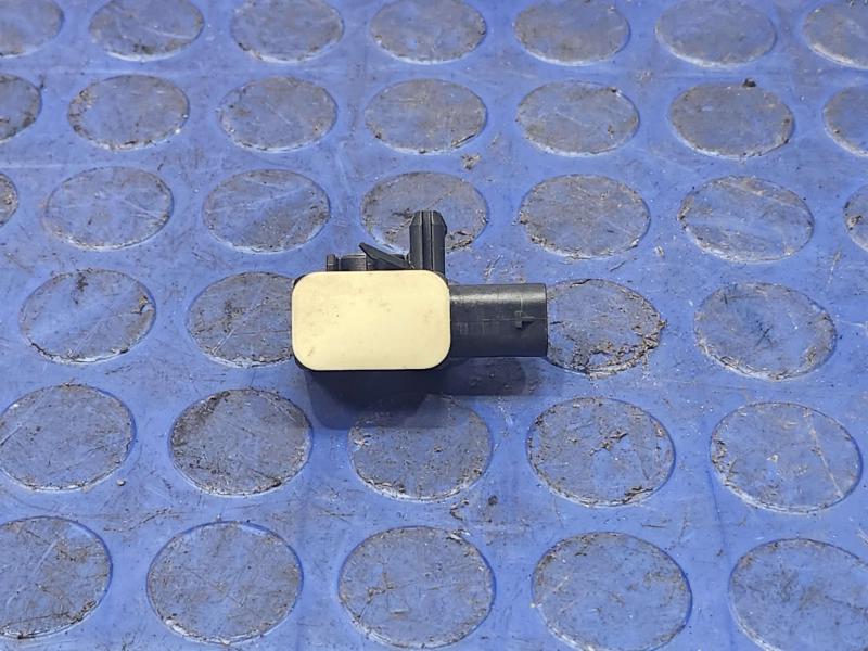 2011-2020 Dodge Durango Crash Impact Sensor Genuine OEM Part 56054085AA