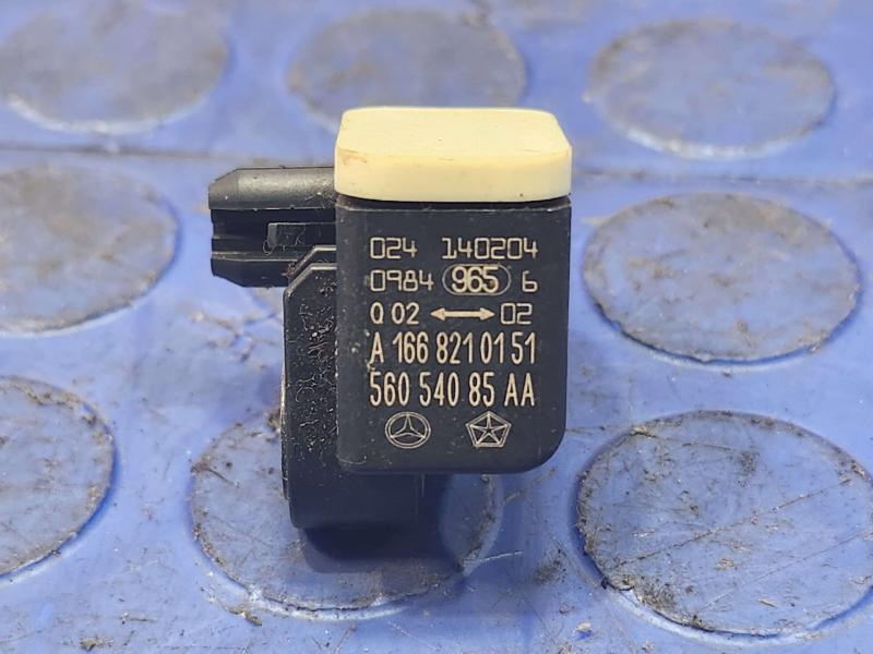 2011-2020 Dodge Durango Crash Impact Sensor Genuine OEM Part 56054085AA