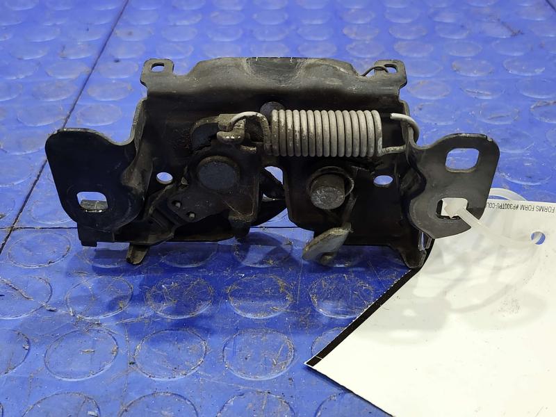 2013 Chrysler 300 Hood Latch