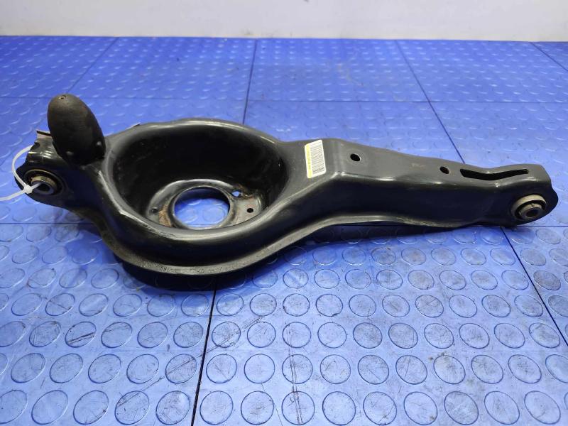 2012-2018 Ford Focus Rear Suspension Arm Left or Right Side OEM BV6Z5500C,RH