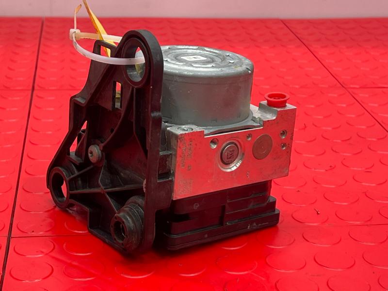 2019 Audi A3 ABS Anti Lock Brake Pump Modulator Assembly OEM 5Q0614517EB