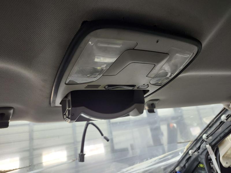 2019 Toyota Sienna Front Console