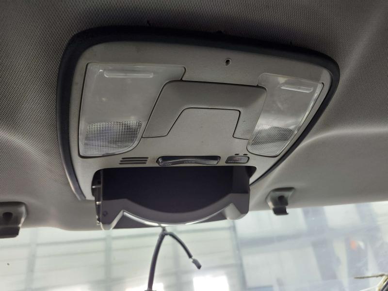 2019 Toyota Sienna Front Console