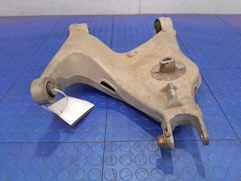2018 Jaguar XE Lower Control Arm Rr