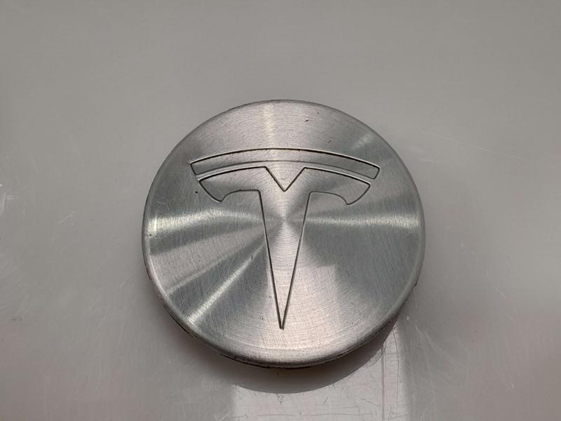 2013 Tesla Model S Center Cap