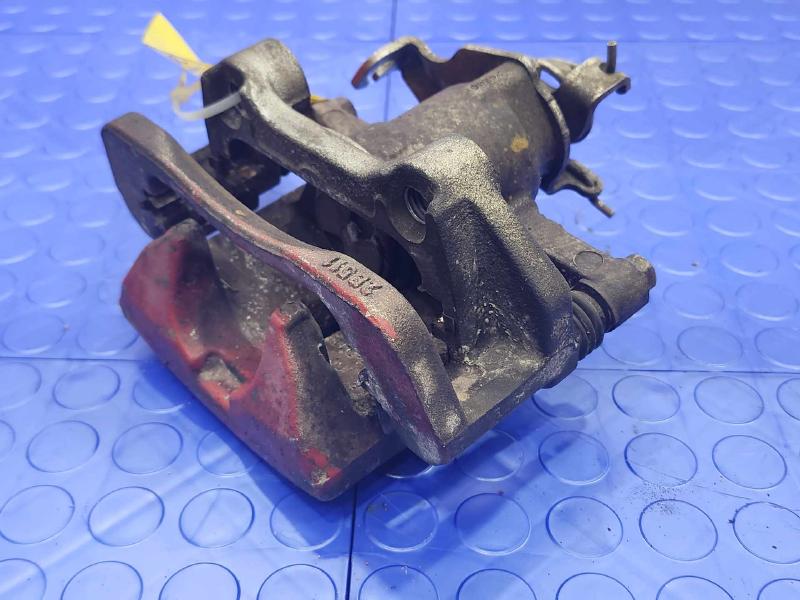 2016 Ford Mustang Caliper