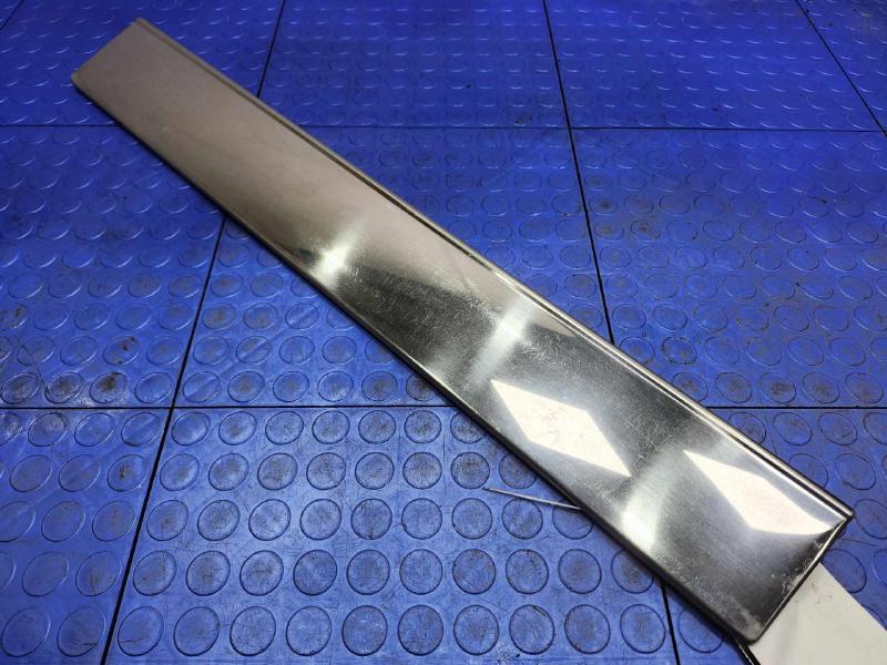 1984 Oldsmobile Ninety-Eight Rear Door Moulding