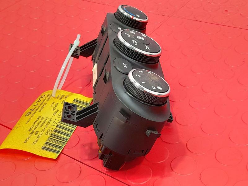 2014 Kia Forte Heater A/C Control