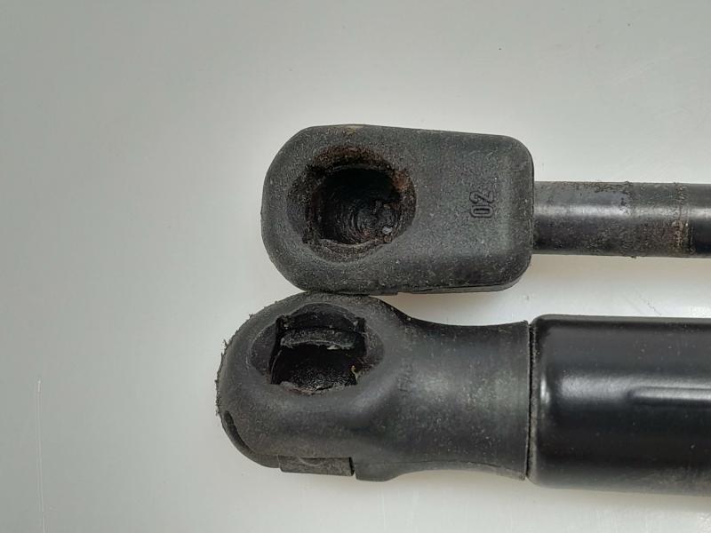2013-2019 Cadillac ATS Hood Shock Supports Set of Two Genuine OEM 20933968