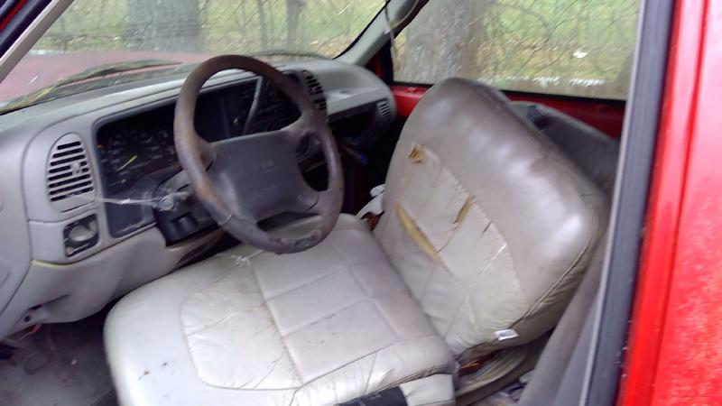 1995 Chevrolet Suburban Hood