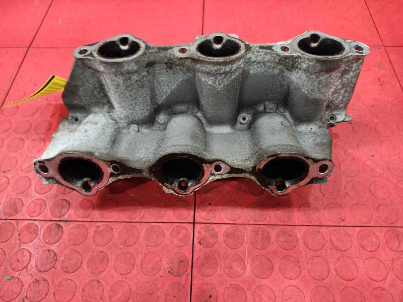 2007 Nissan Pathfinder Intake Manifold