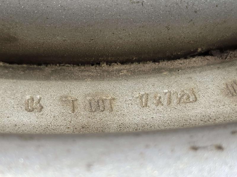 2012 Ford F-250 Super Duty Wheel
