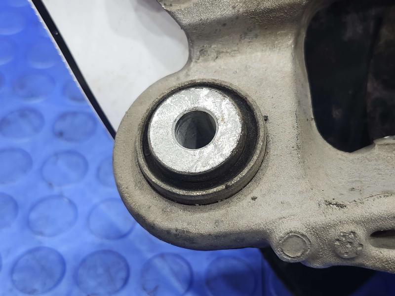 2016 Dodge Challenger Rear Knuckle/Stub Axle