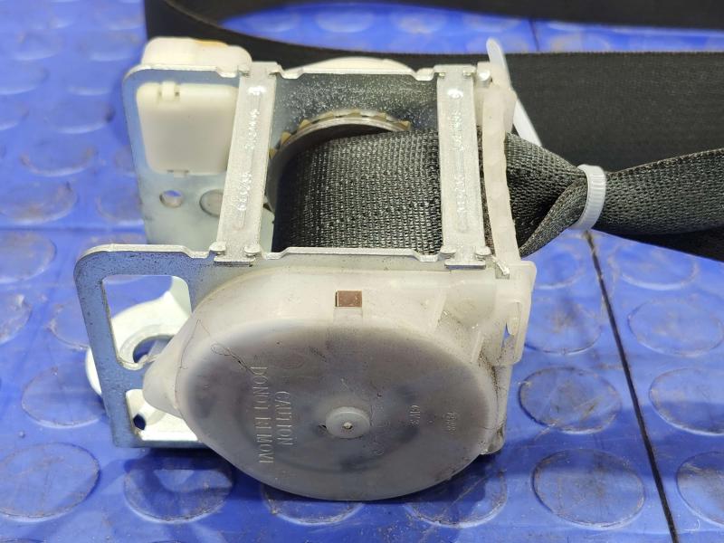 2014 Dodge Challenger Rear Seat Belt