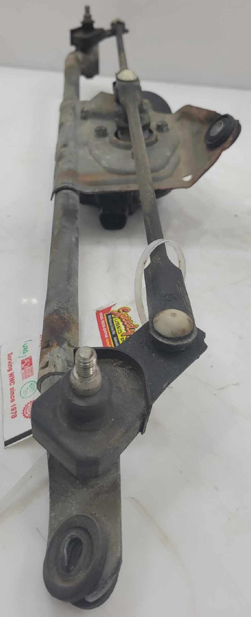 2005 - 2007 Jeep Grand Cherokee Windshield Wiper Motor and Linkage Assembly OEM 55156313AB