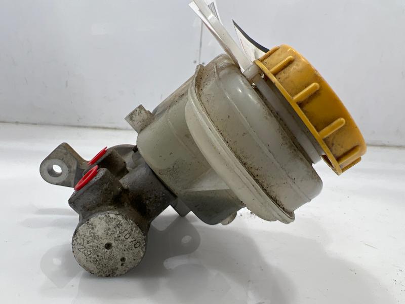 2013 Subaru Crosstrek Master Cylinder