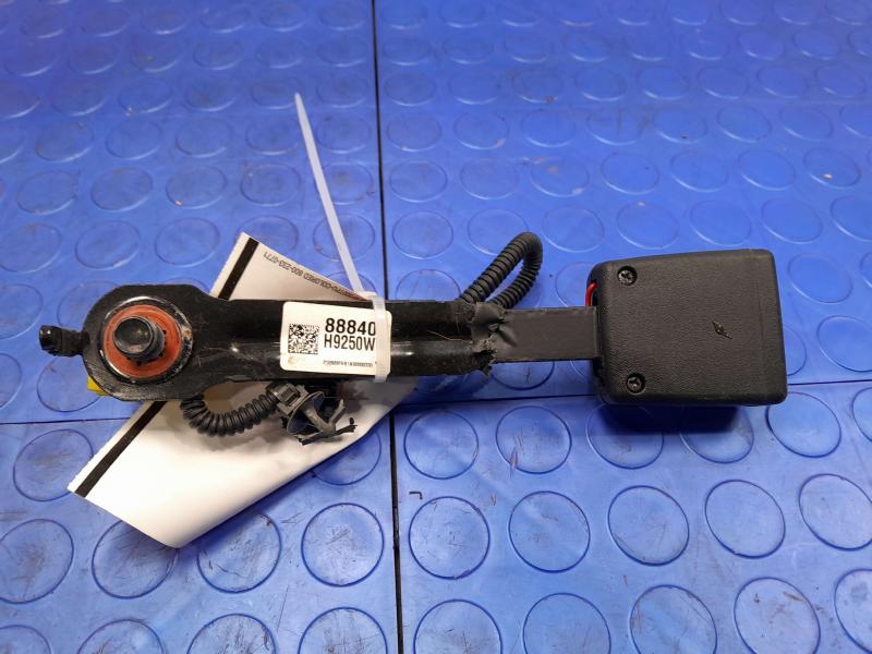 2021 Kia Rio Front Seat Belt
