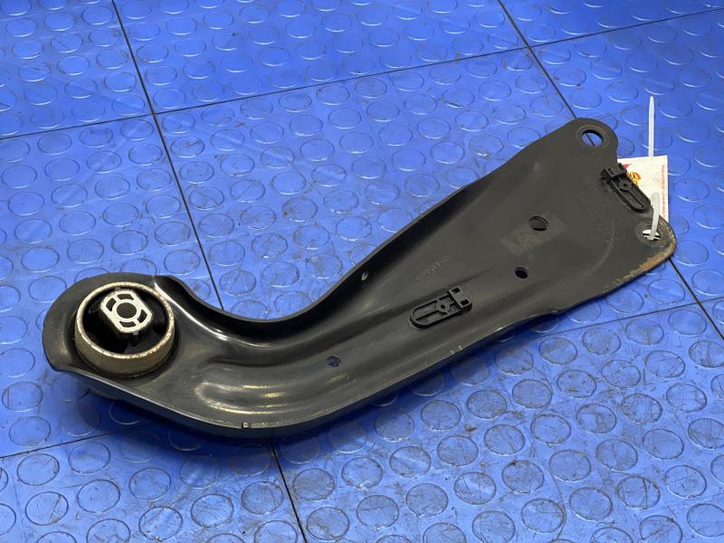 2016 Audi A3 Lower Control Arm Rr