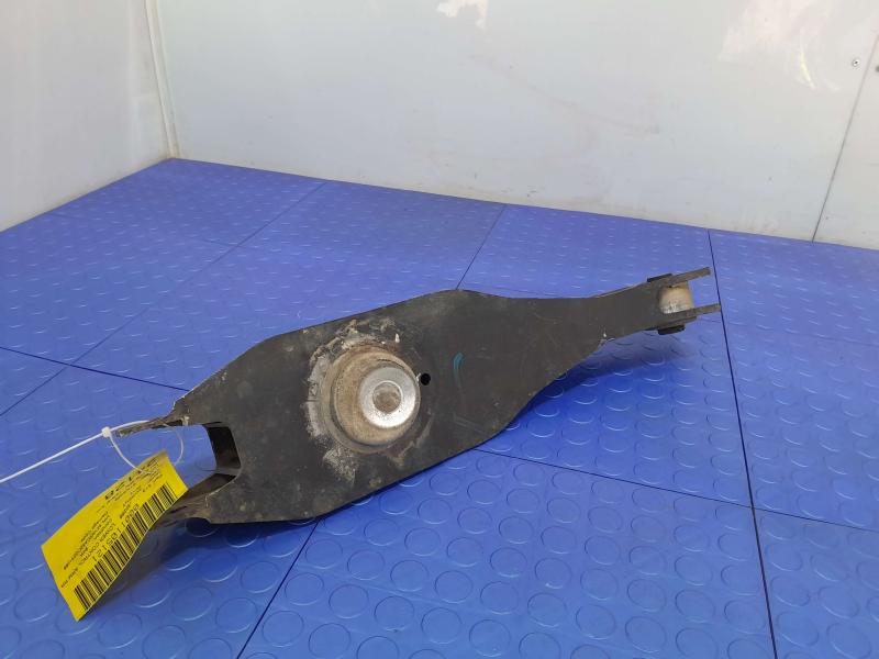 2012 Kia Sorento Lower Control Arm Rr