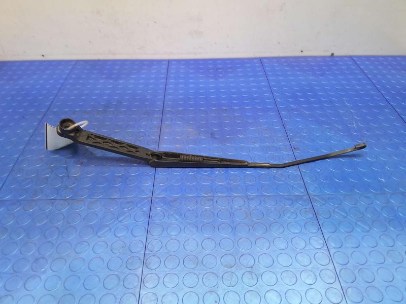 2011 Subaru Forester Wiper Arm