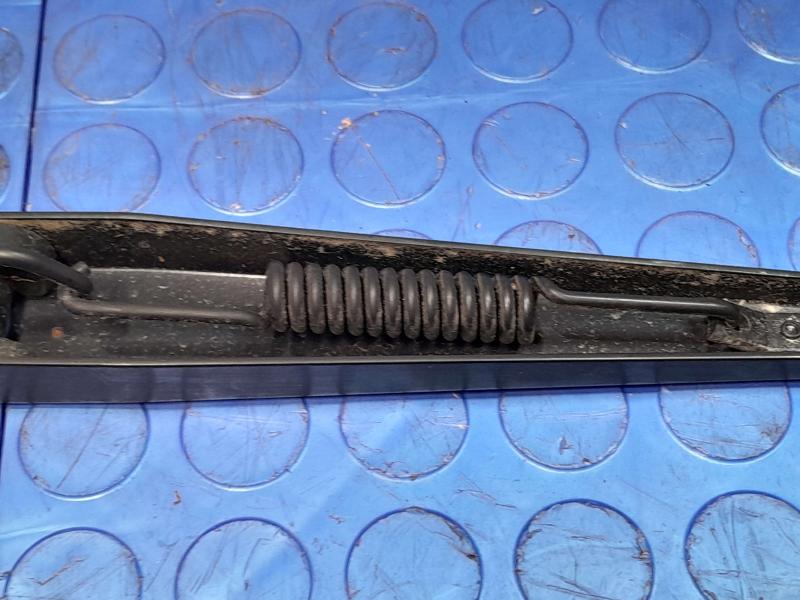 2011 Subaru Forester Wiper Arm