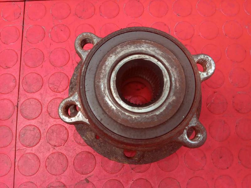 2018 Volkswagen Atlas Hub