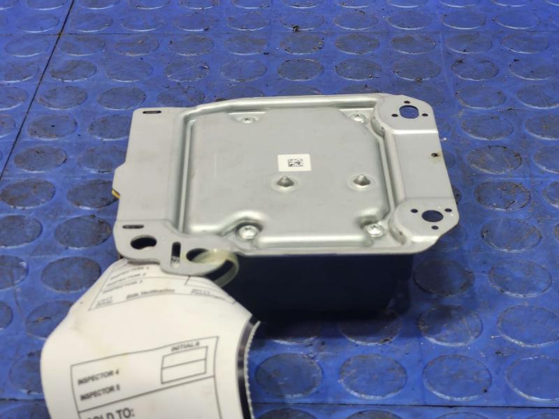 2014-2015 Dodge Durango SRS Restraint Control Module Genuine OEM 56054076AC