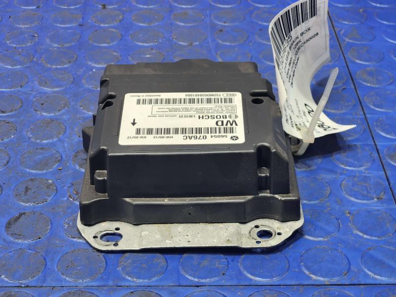2014-2015 Dodge Durango SRS Restraint Control Module Genuine OEM 56054076AC