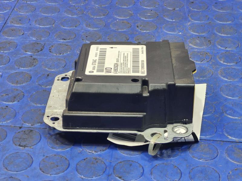 2014-2015 Dodge Durango SRS Restraint Control Module Genuine OEM 56054076AC