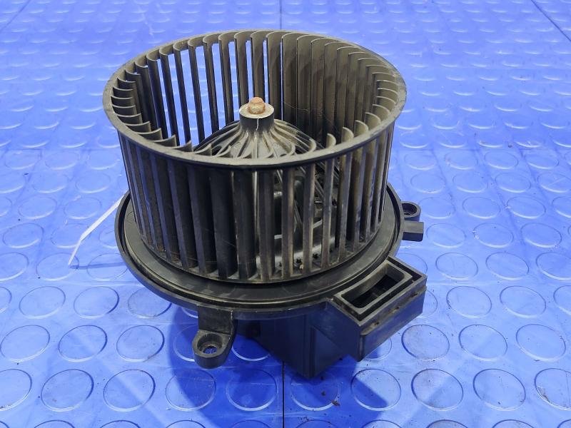 2017 Dodge Grand Caravan Blower Motor