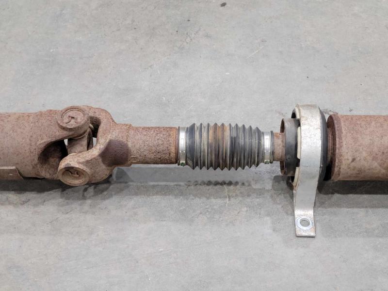 2013 Ford F-350 Super Duty Rear Drive Shaft