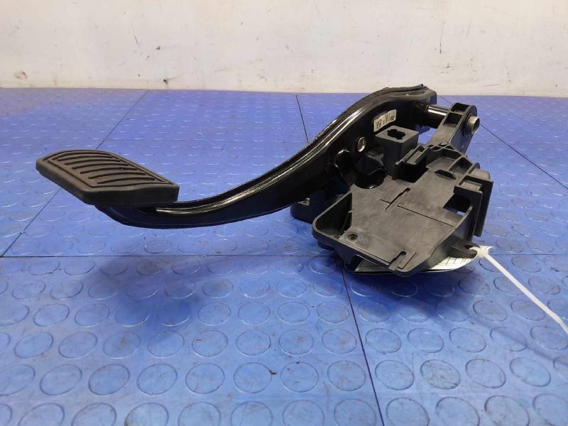 2017-2023 Tesla Model 3 Brake Pedal Assembly Genuine OEM Part 1044691-00-D