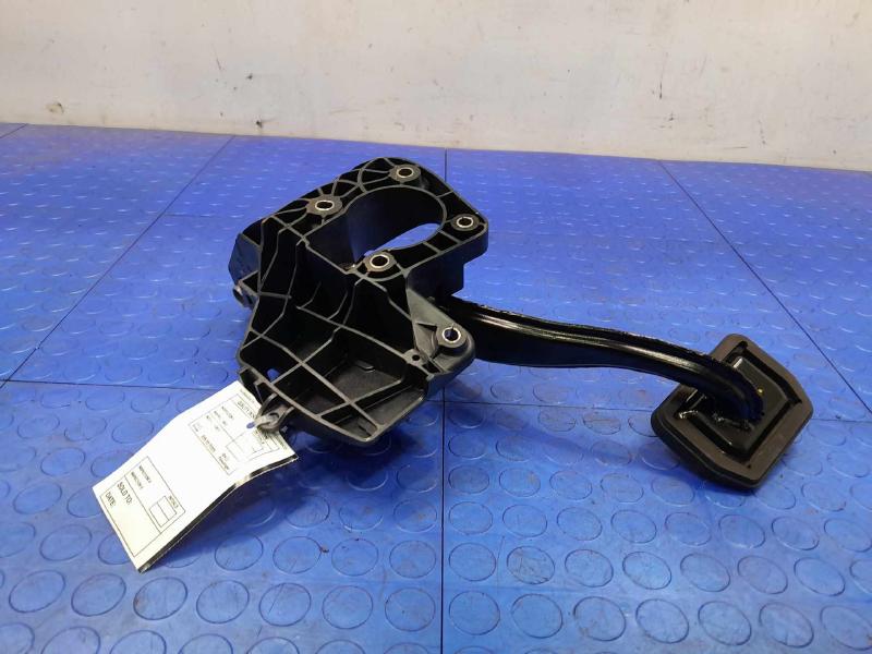 2017-2023 Tesla Model 3 Brake Pedal Assembly Genuine OEM Part 1044691-00-D