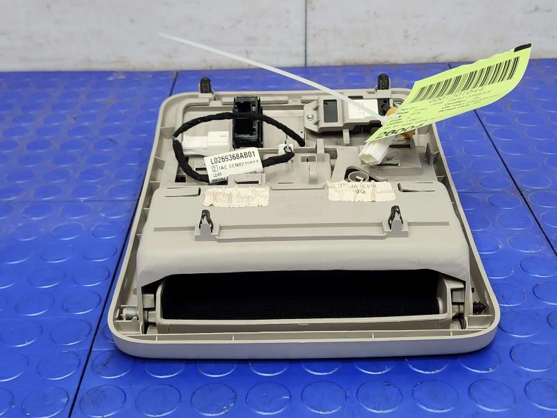2019 Nissan Titan Front Console