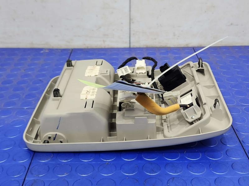 2019 Nissan Titan Front Console