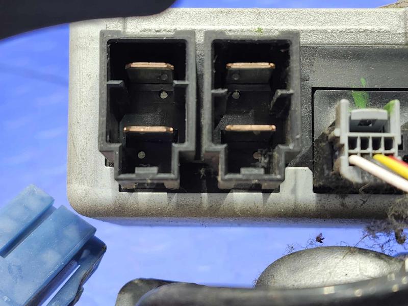 2014 Nissan Versa Steering Column
